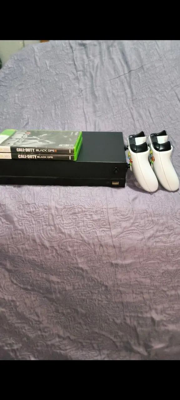 Xbox one x 1TB