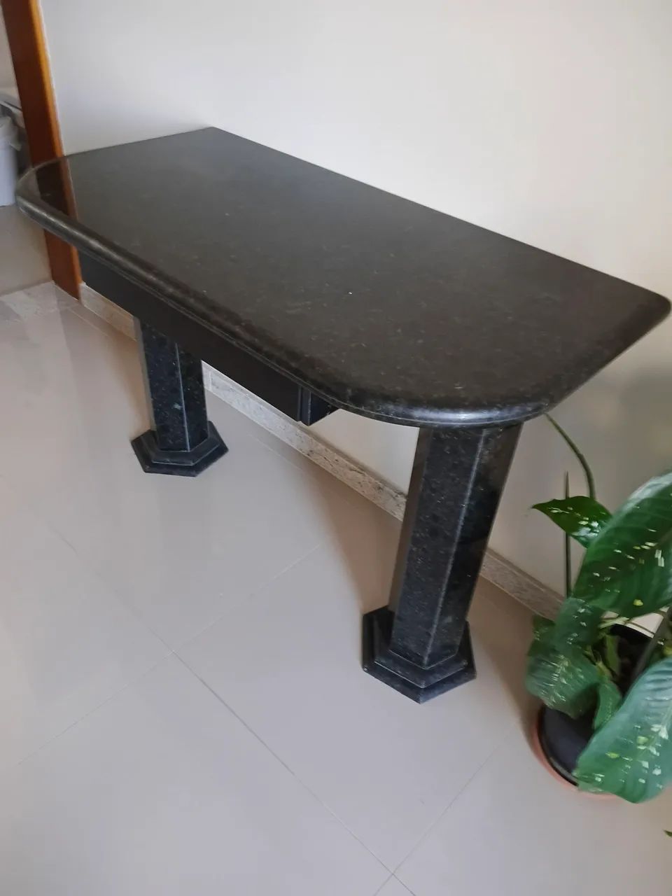 Vendo mesa de granito 