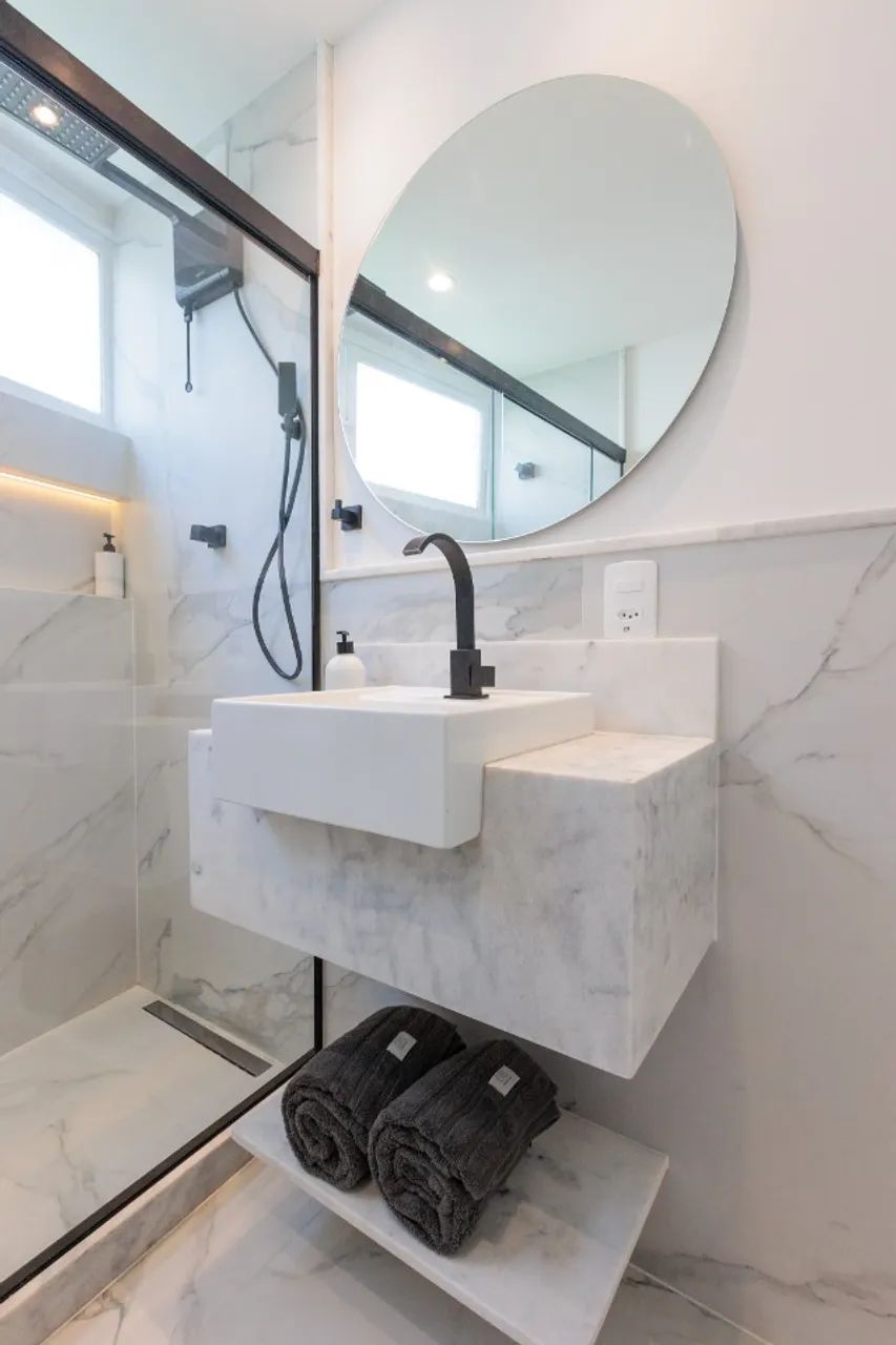 Apartamento temporada em Copacabana, reformado e mobiliado, sala e quarto - Foto 12