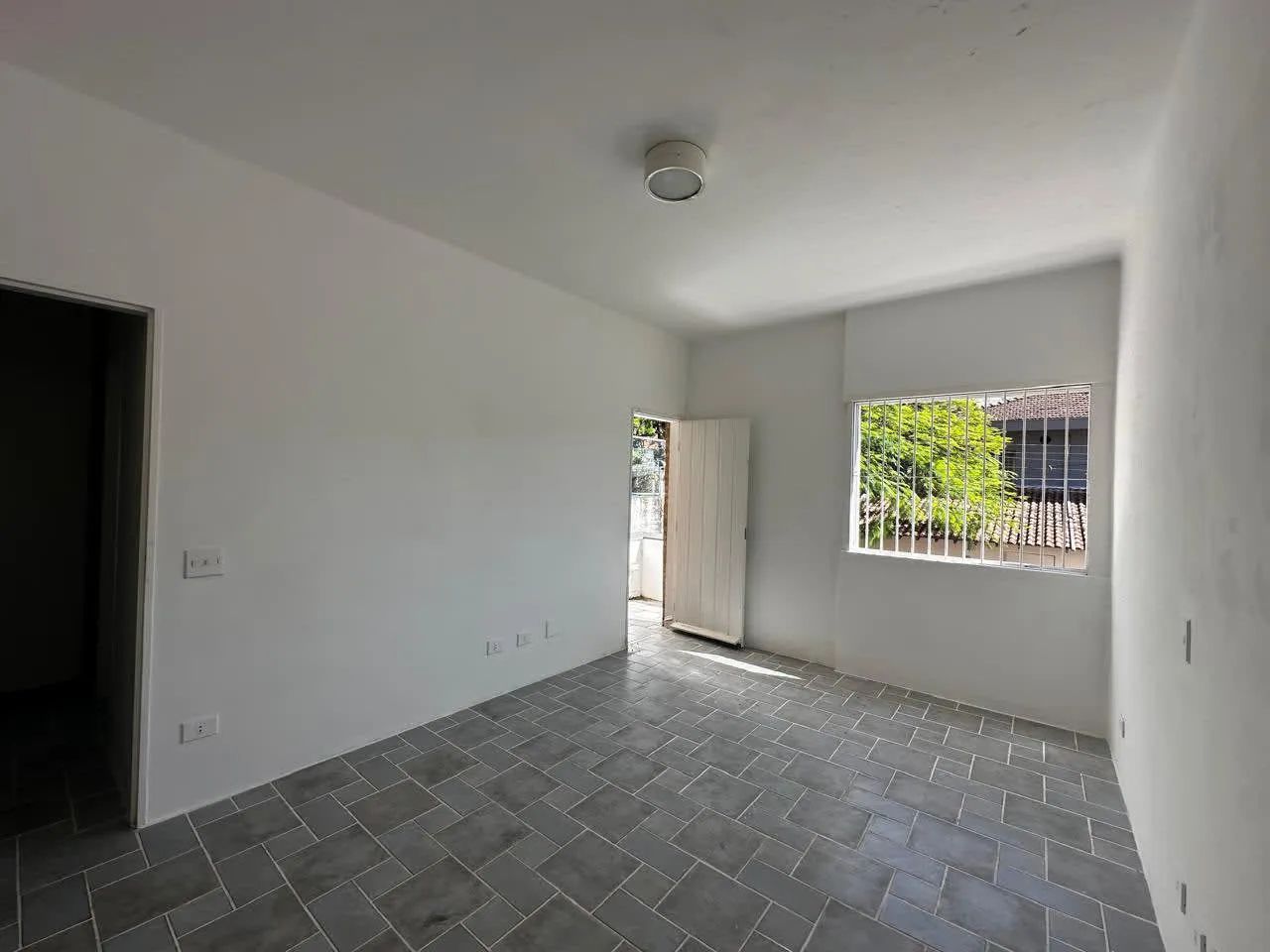 Sala comercial na Rua Anadia, 277 - Sala 2  15 m²