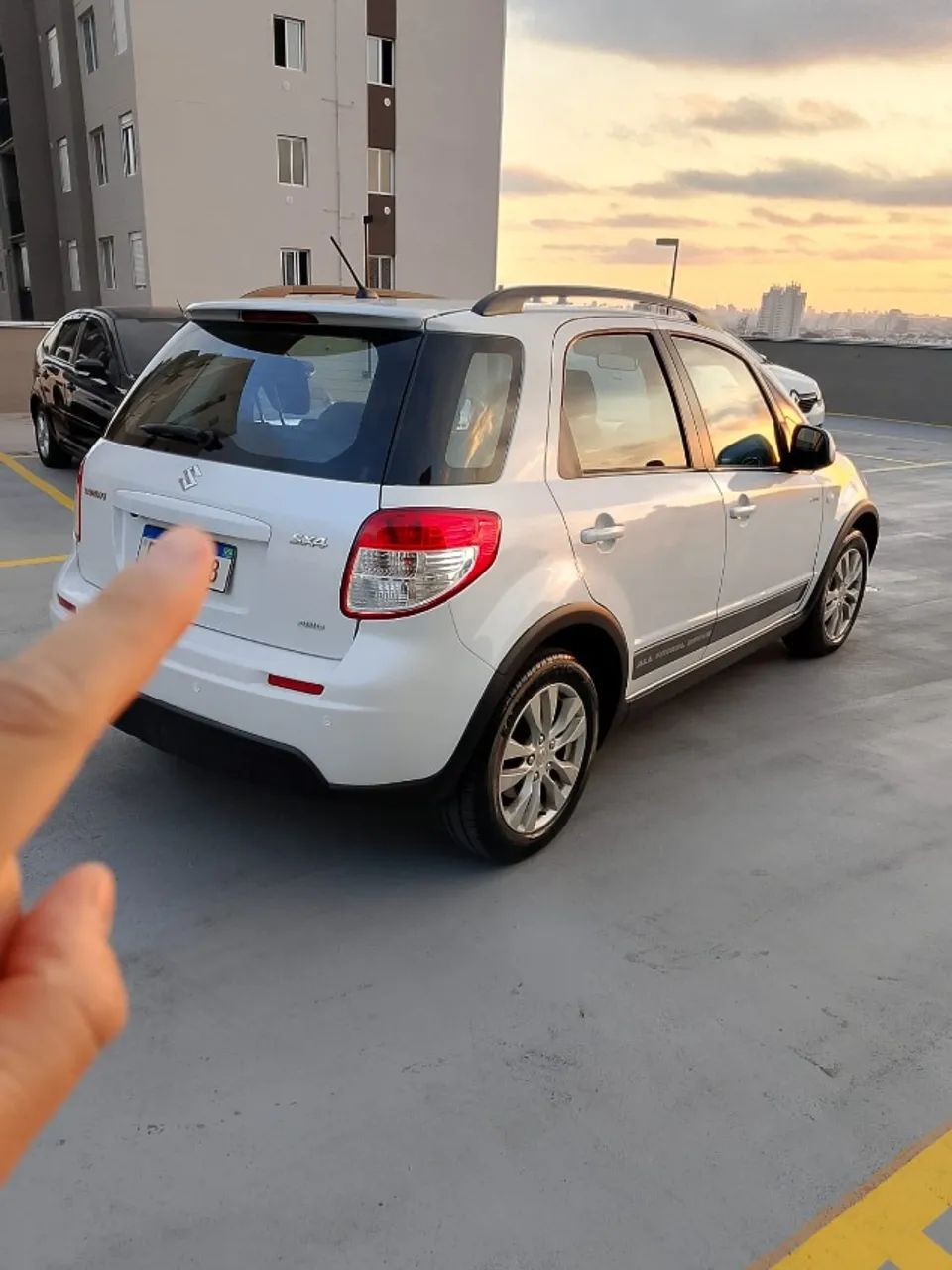 Suzuki Sx4 SX4 2.0 16V 145cv 4WD 5p Aut. 2015