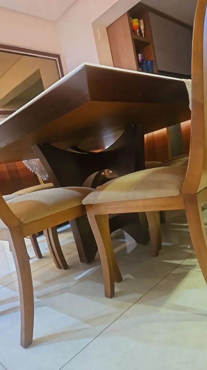 Mesa de vidro com 8 cadeiras - Foto 2