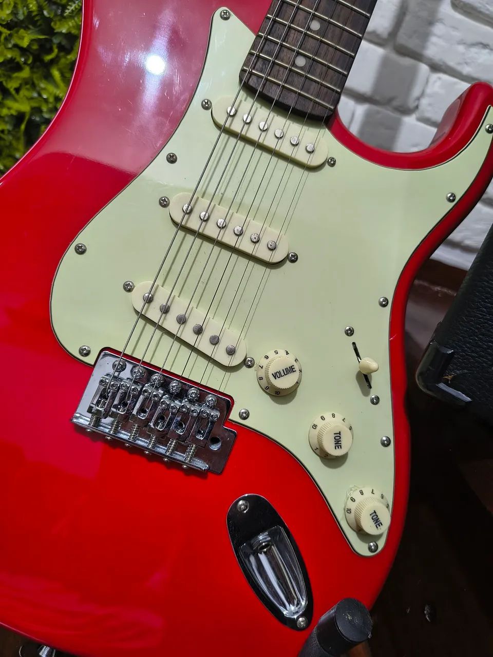 Guitarra Memphis+ Caixa de som Borne - Foto 3