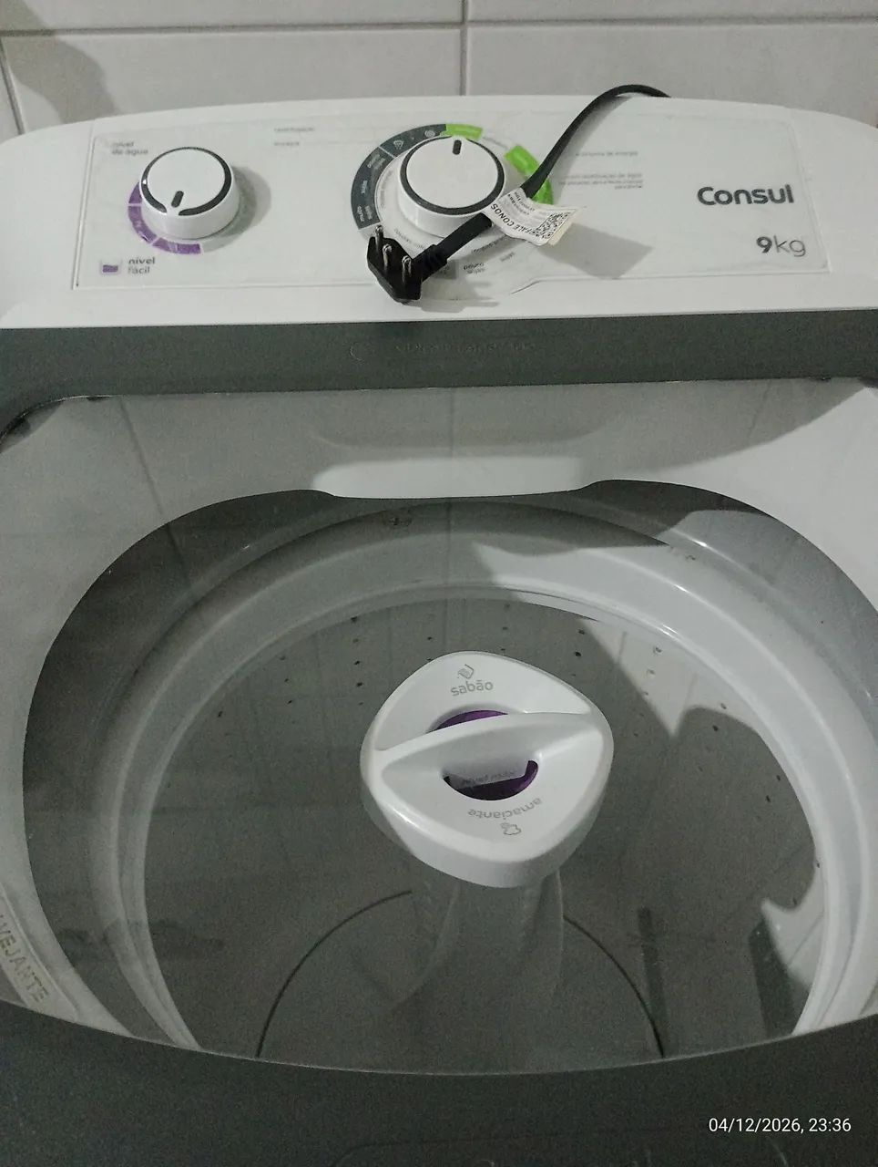 Máquina de roupa 