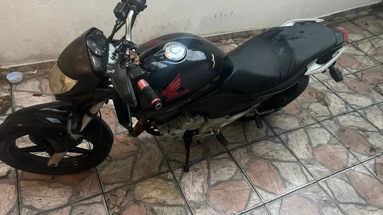 Cb 300 2011  - Foto 3