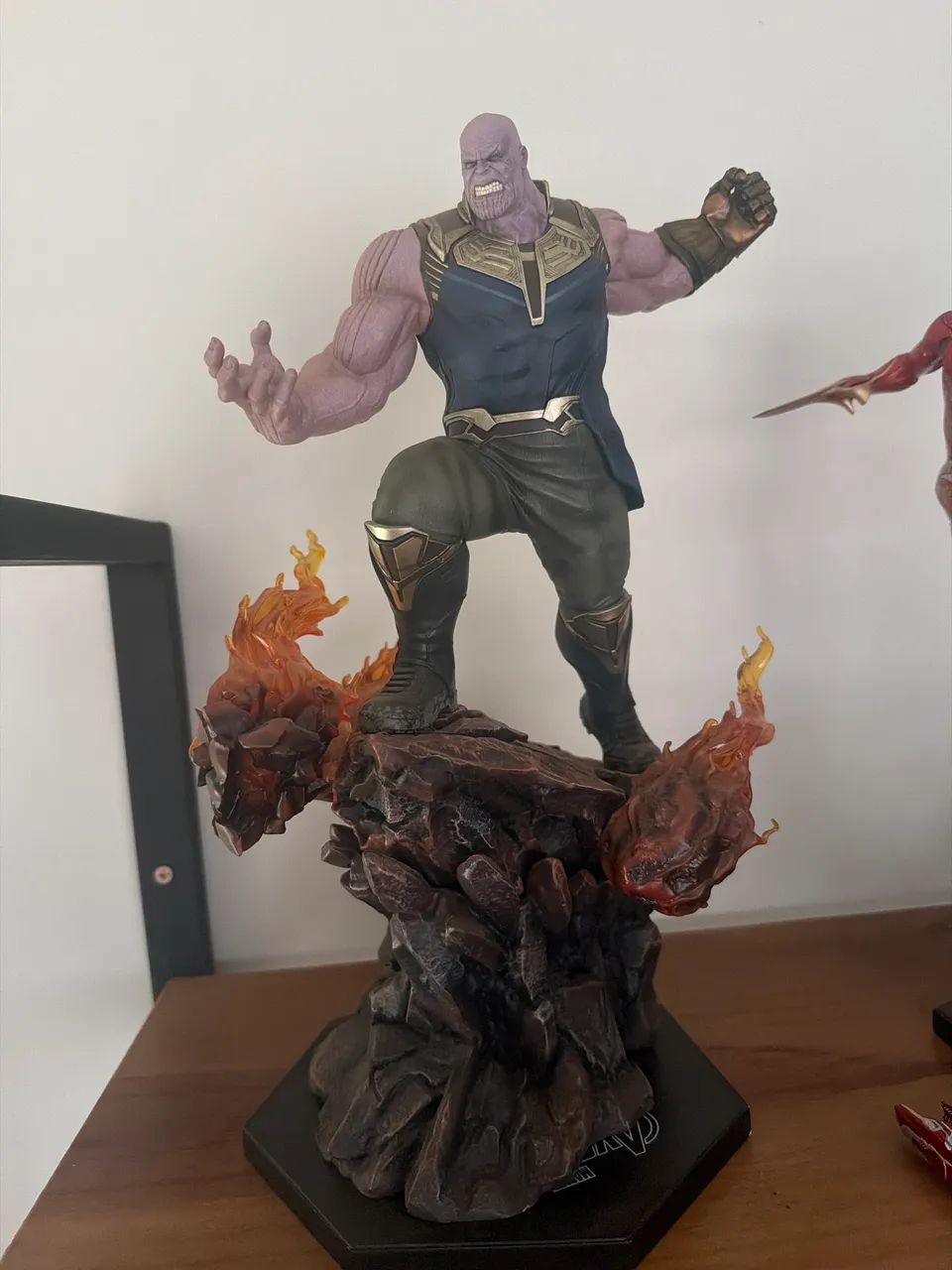 Estátua Thanos Infinity War Marvel 1/10 Iron Studios   - Foto 2