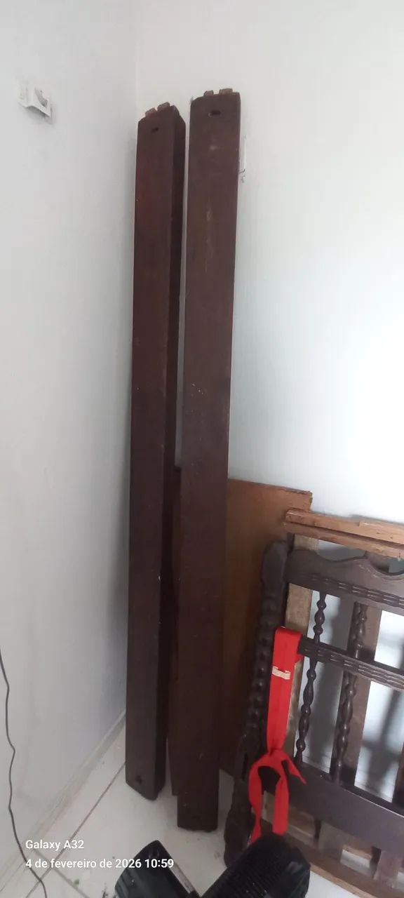 Cama madeira