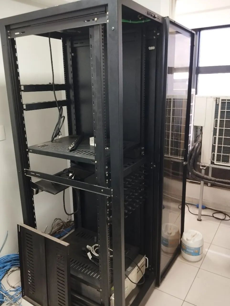 Rack para servidores | Armário TI 