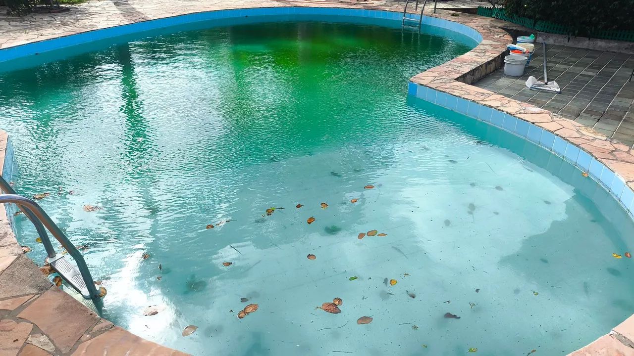Limpeza de piscinas  - Foto 2