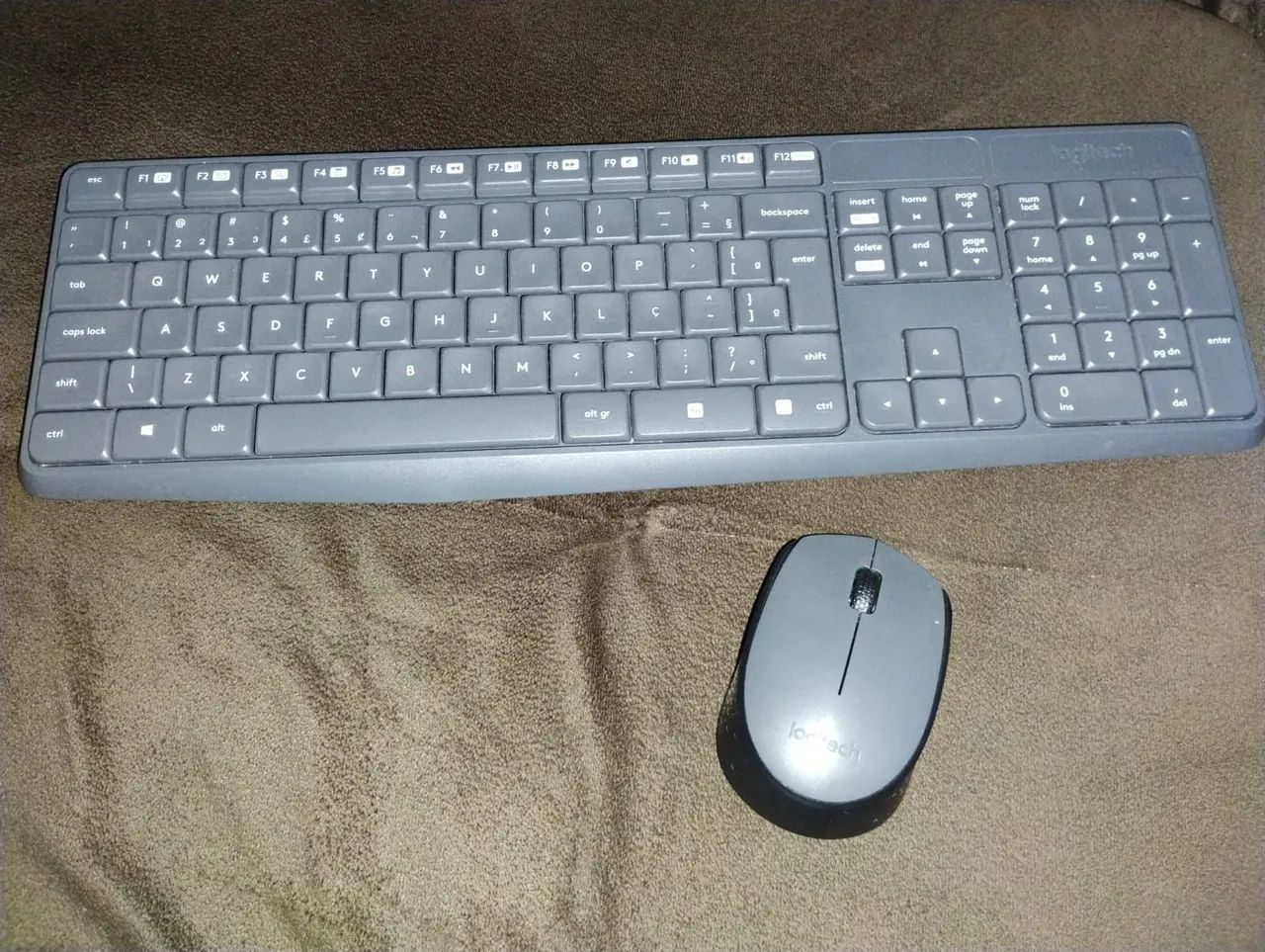 Teclado e mouse sem fio Logitech 