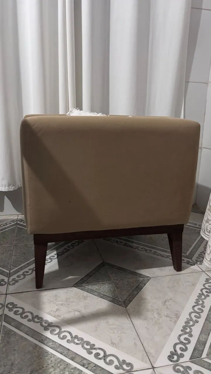 Poltronas?muito bem conservadas,(são duas e ,só vendo juntas) . - Foto 3