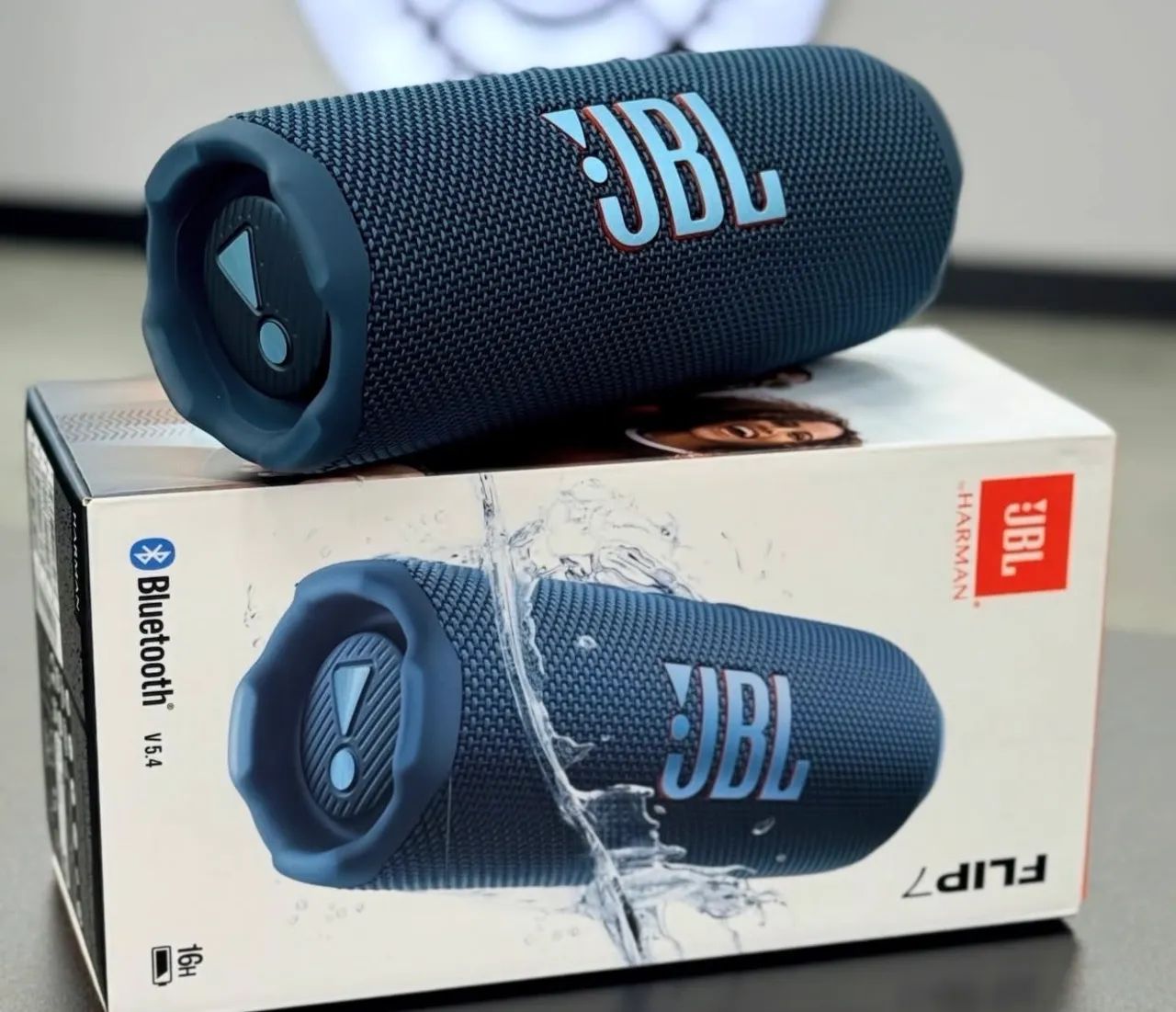 JBL Flip 7 Azul e Preto Nova Lacrada 