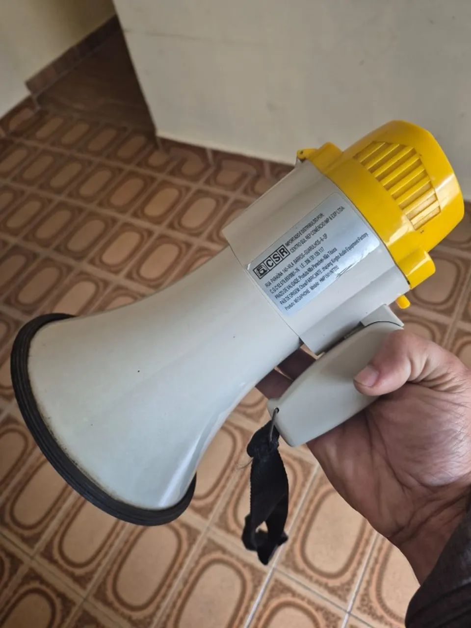 Megafone portátil com sirene musical e gravador - Foto 5
