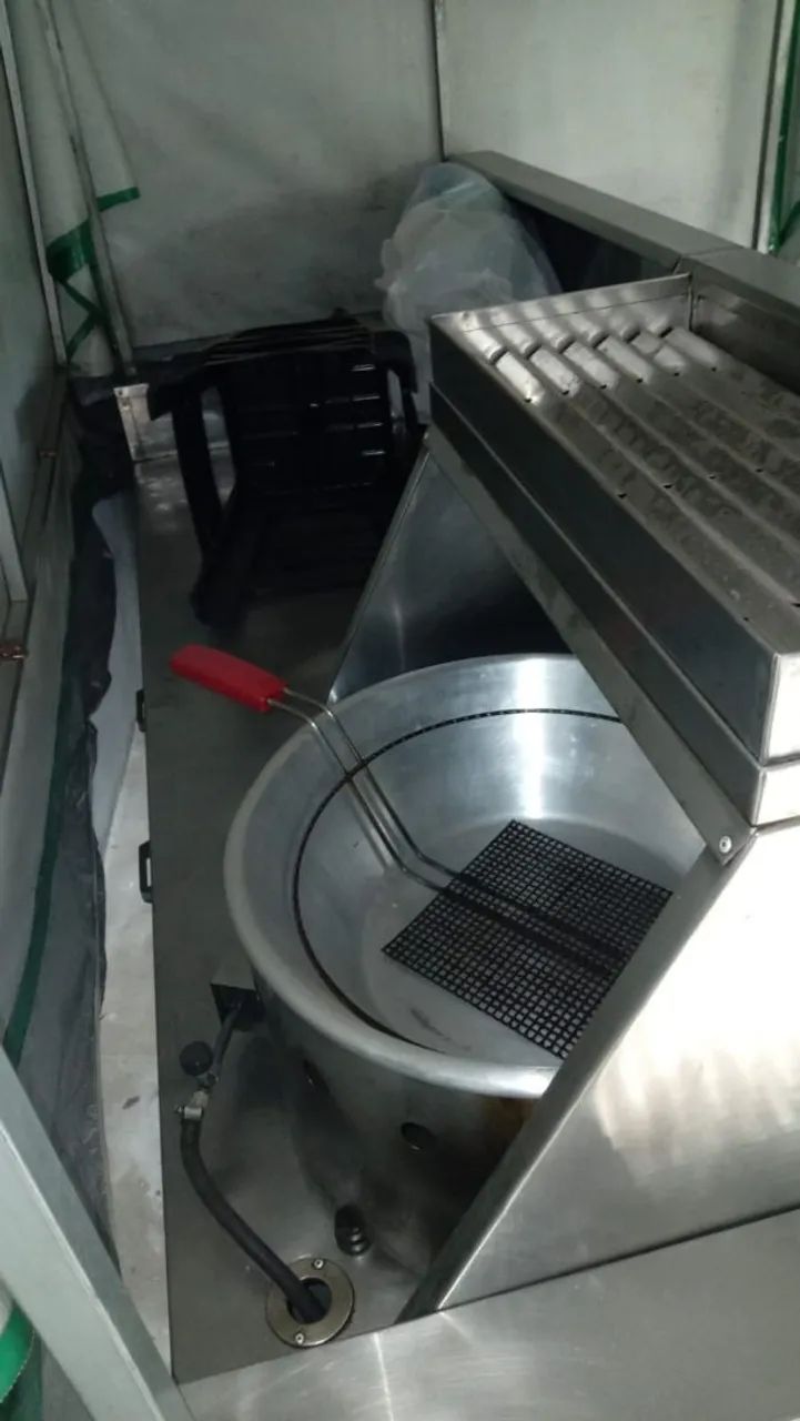 Vendo ou troco por carro - Foto 2