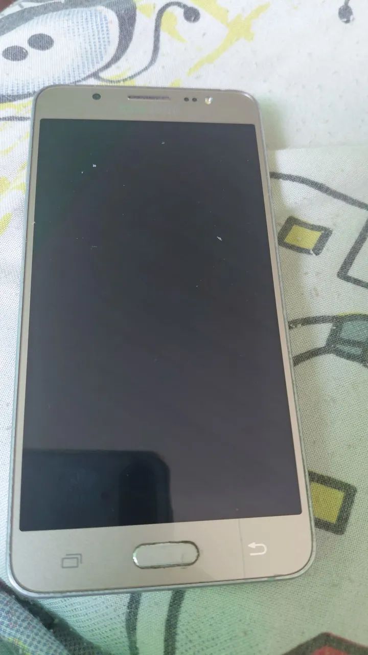 Celular j5 - Foto 2
