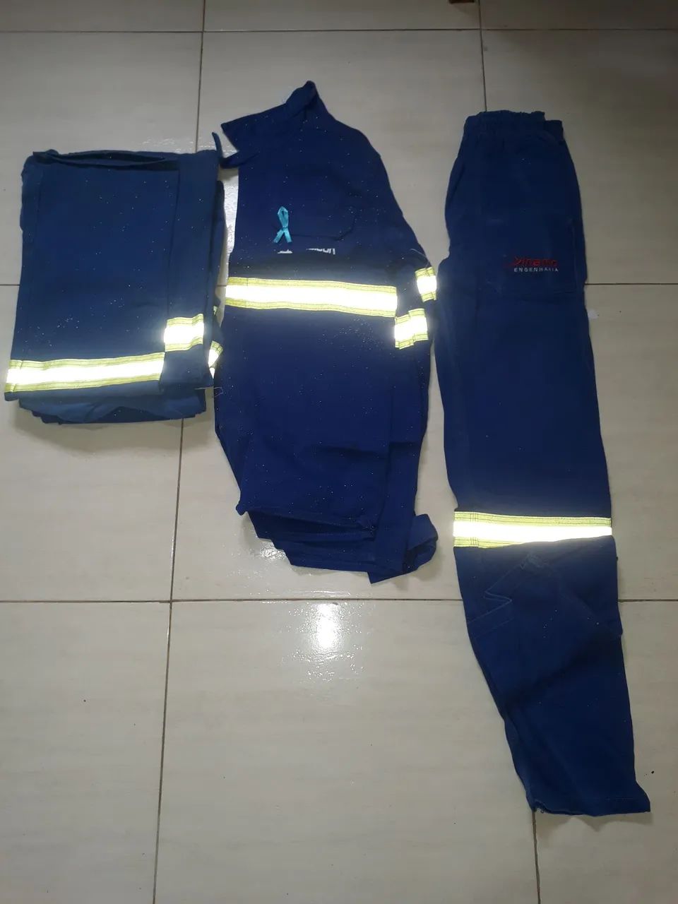 Fardamento para trabalho 