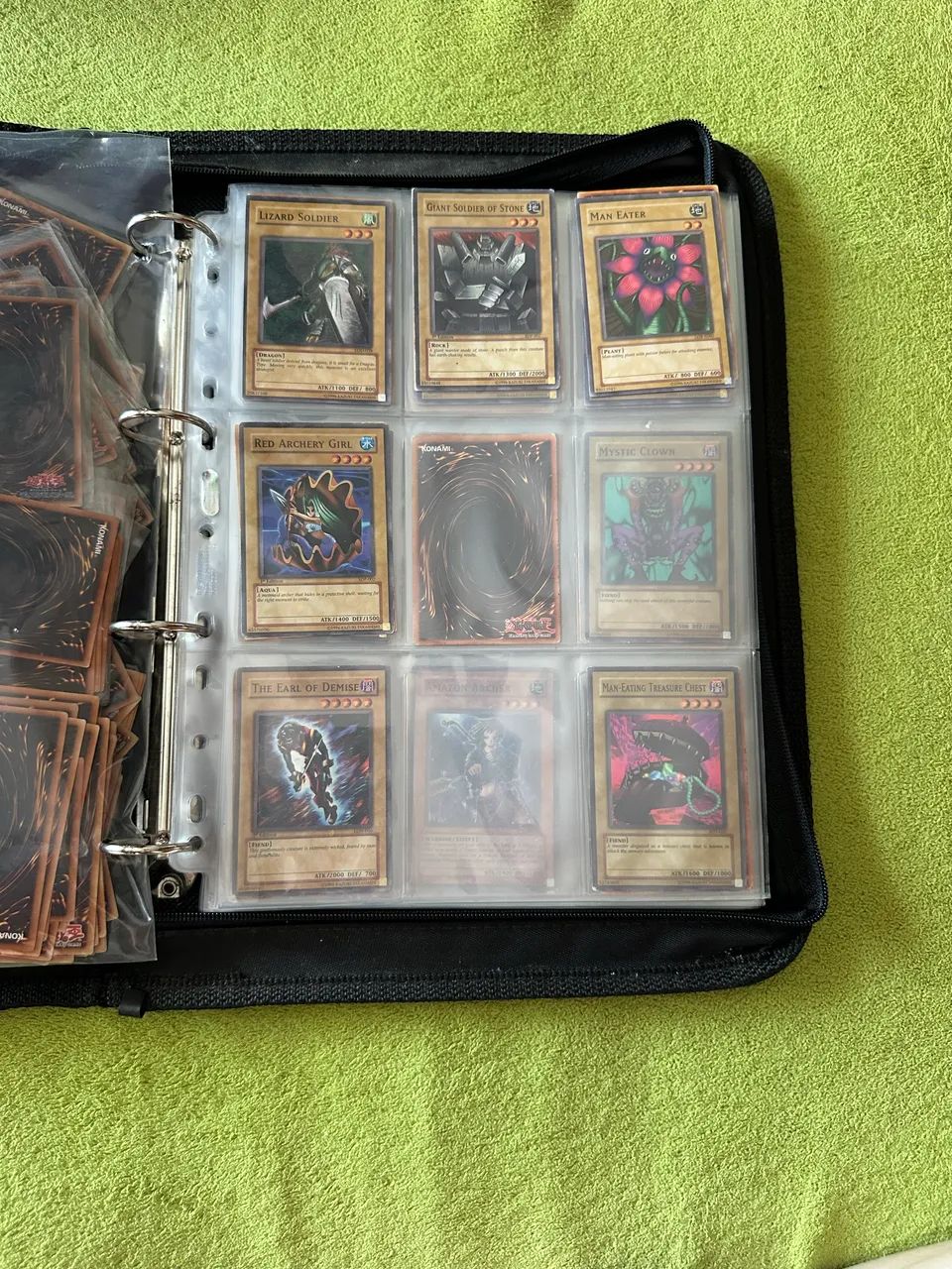 Cartas Yu-Gi-Oh modelo norte-americano - Foto 3