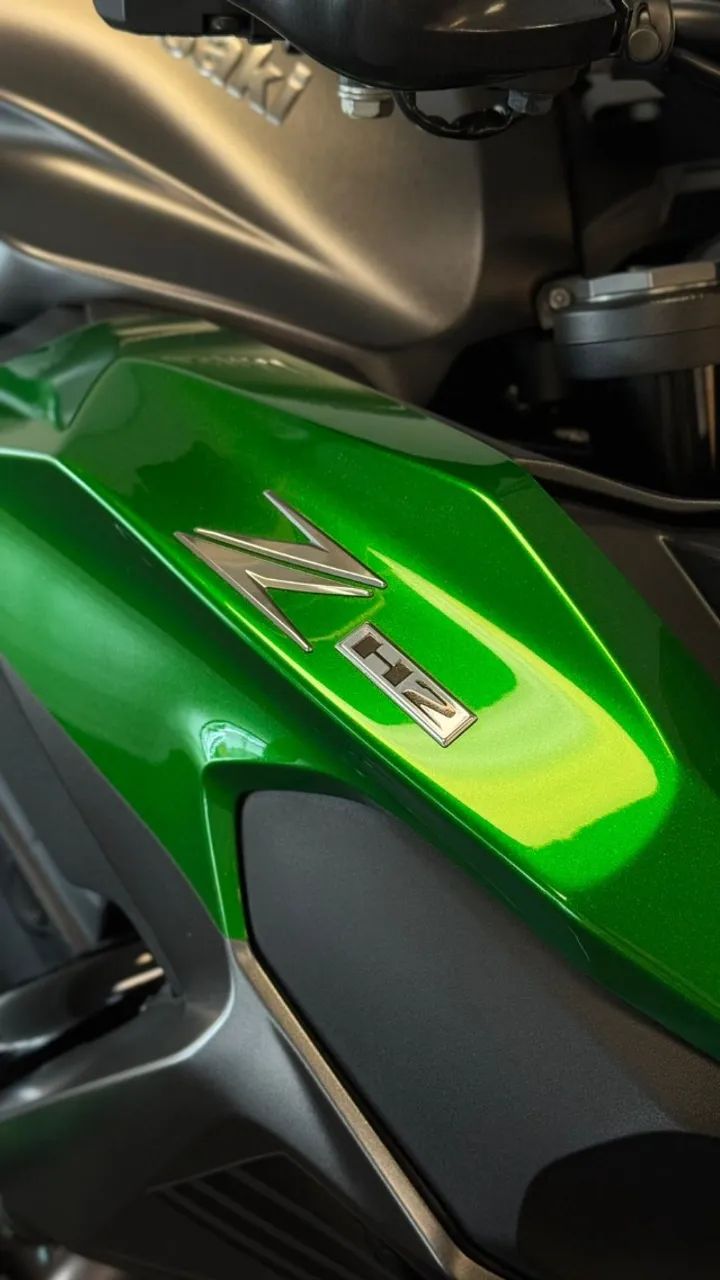 Kawasaki ZH2 2025 - Foto 3