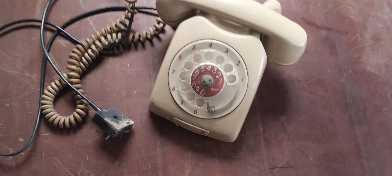 telefone antigo de disco 