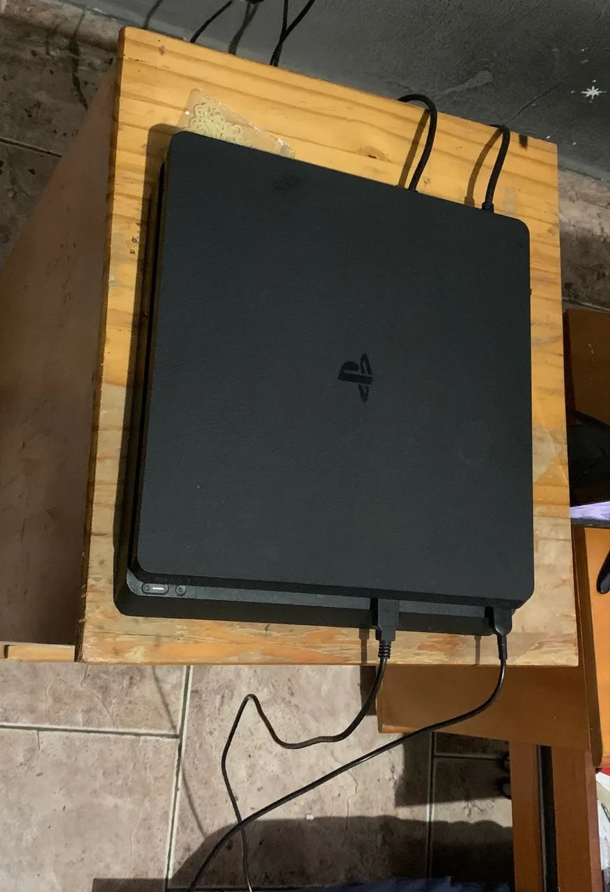PS4 Slim 1T - Foto 4
