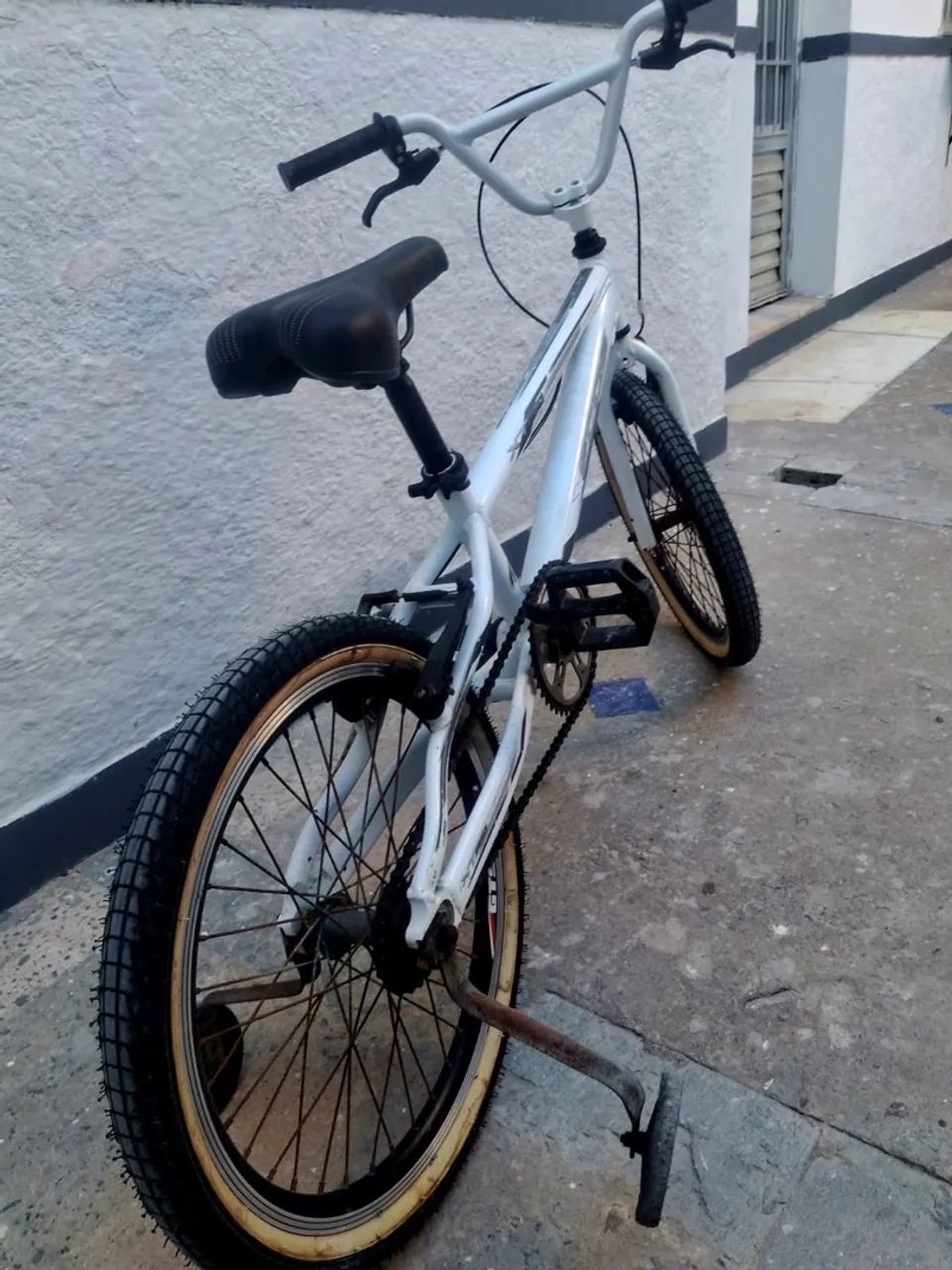 Bicicleta semi nova  - Foto 4