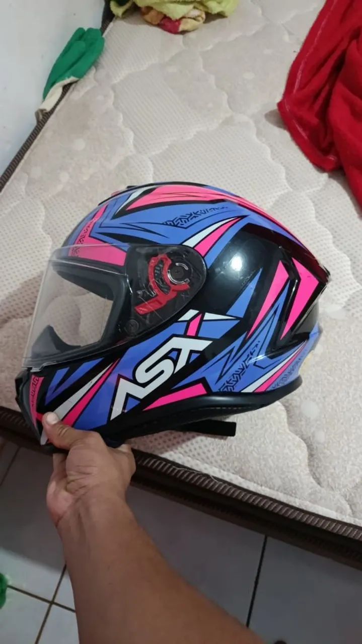 Pra sair rápido cama + capacete  - Foto 5