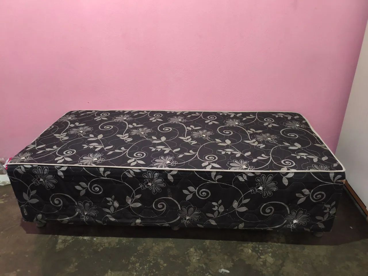 Cama box