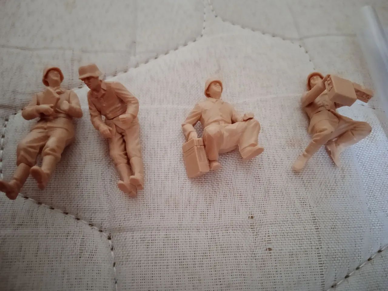 Soldadinhos de resina e plastico escala 1/35 - Foto 2