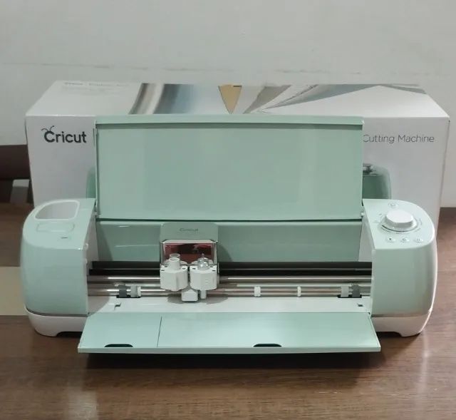 Máquina de corte Cricut Explorer Air 2 