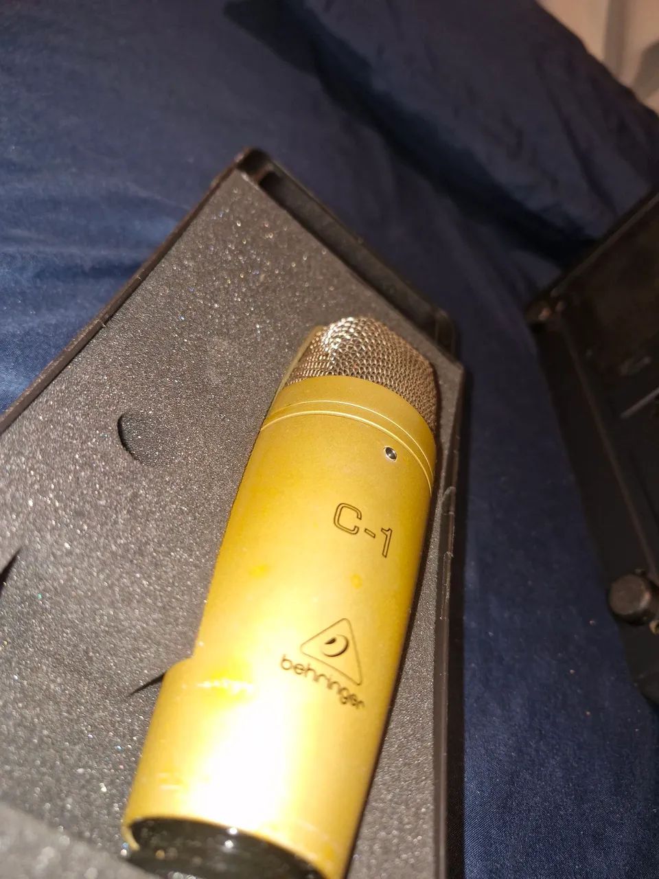 Microfone Behringer C-1 com Caixa442876693075742721