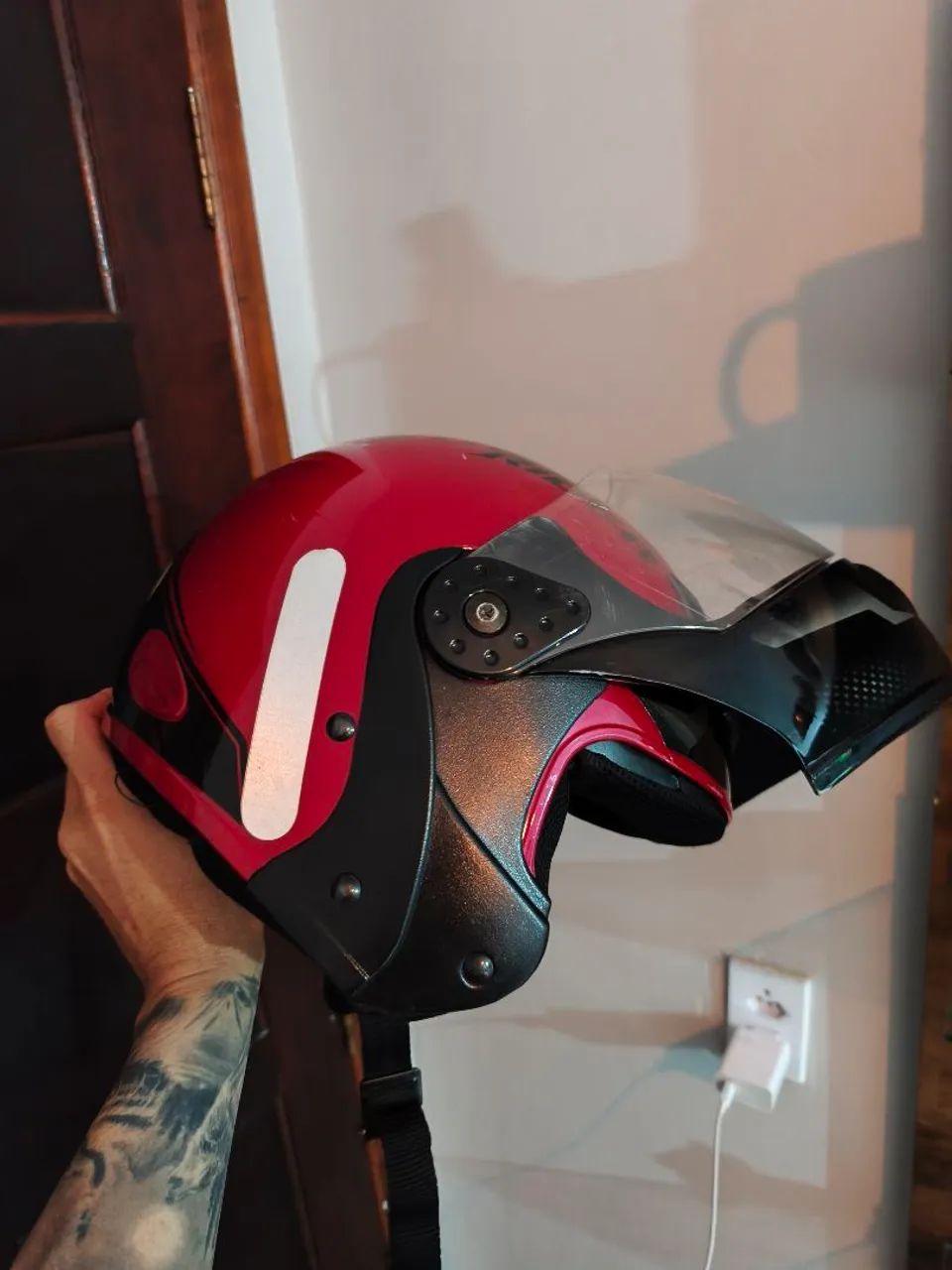 Capacete escamoteável  - Foto 3