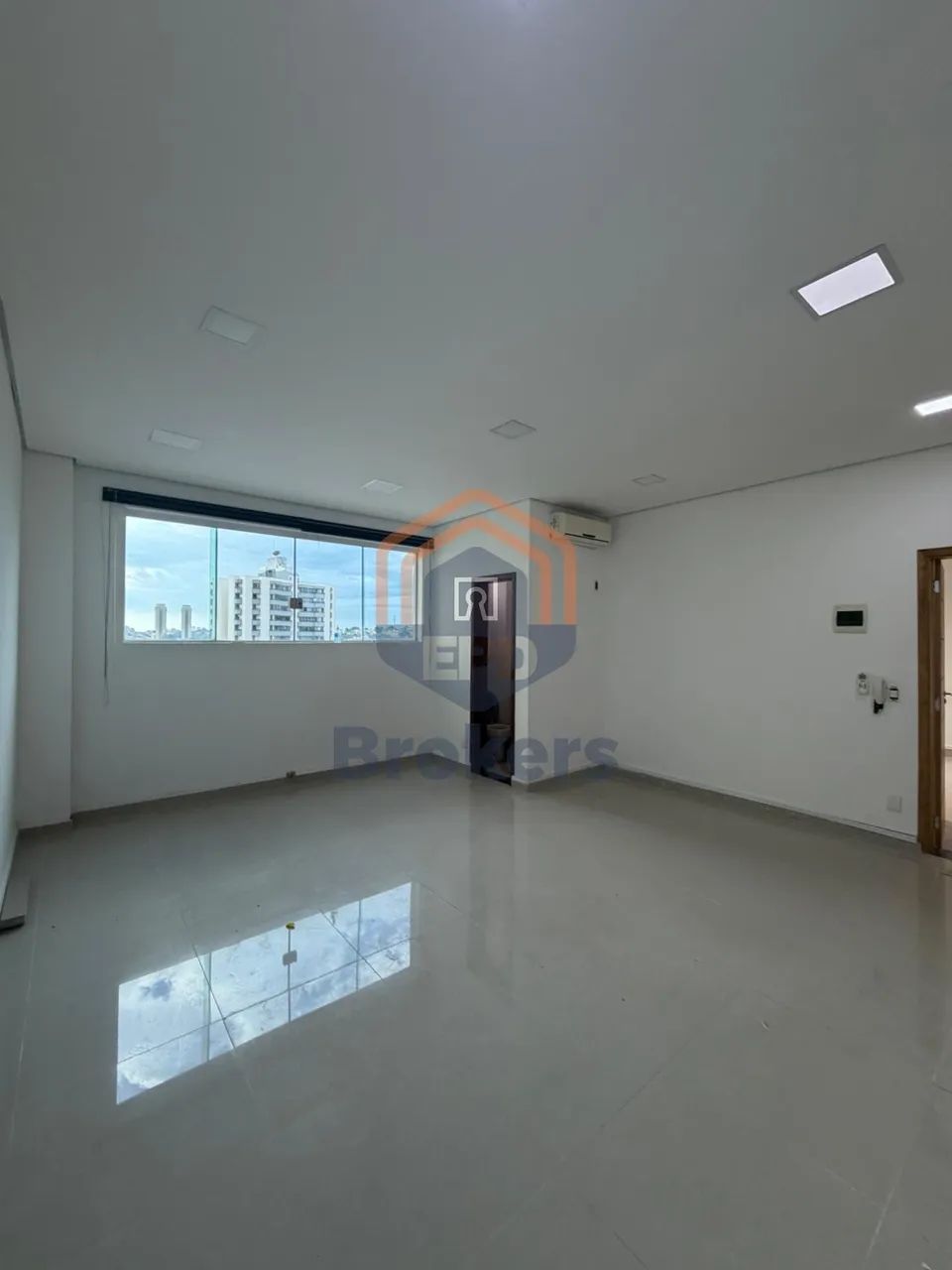 Sala Comercial em Vila Paris - Jundiaí, SP