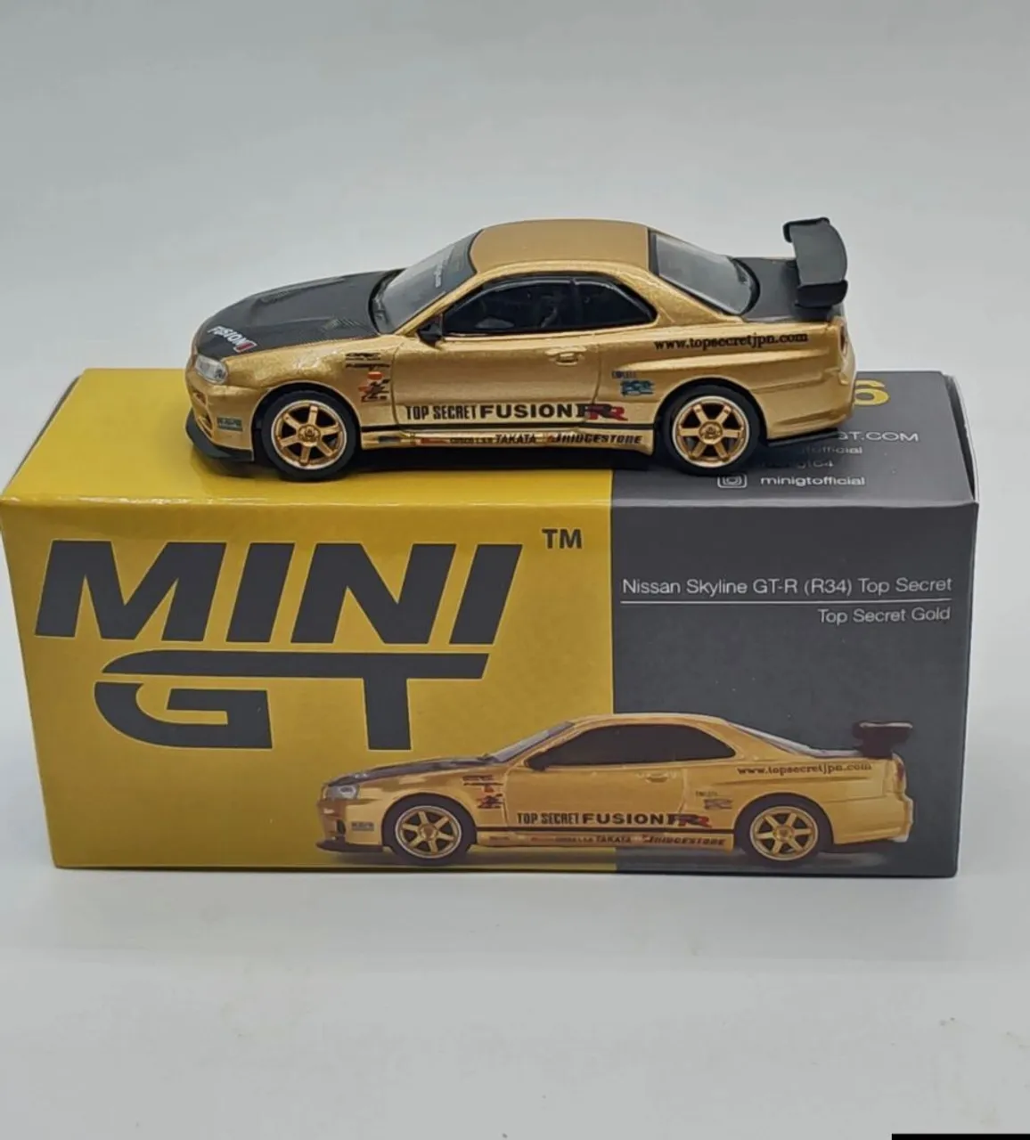 Miniatura Nissan Skyline GT-R R34 - Velozes e Furiosos - Hobbies e