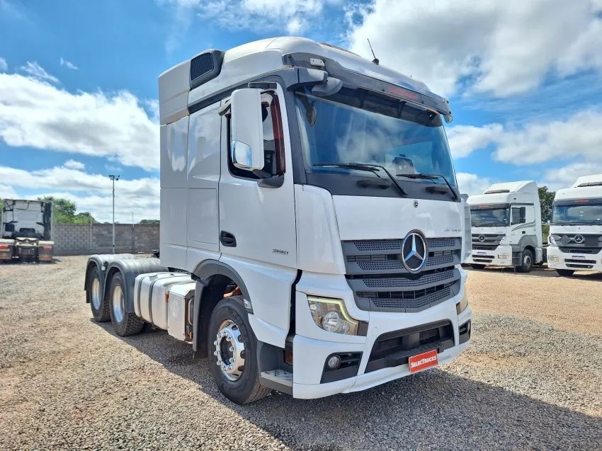 MB Actros 2651S ano 2021/2022 com RETARDER e 10 Pneus novos.