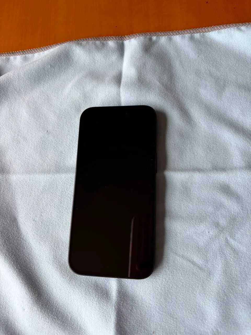 Vendo iPhone 15 semi novo 128gb
