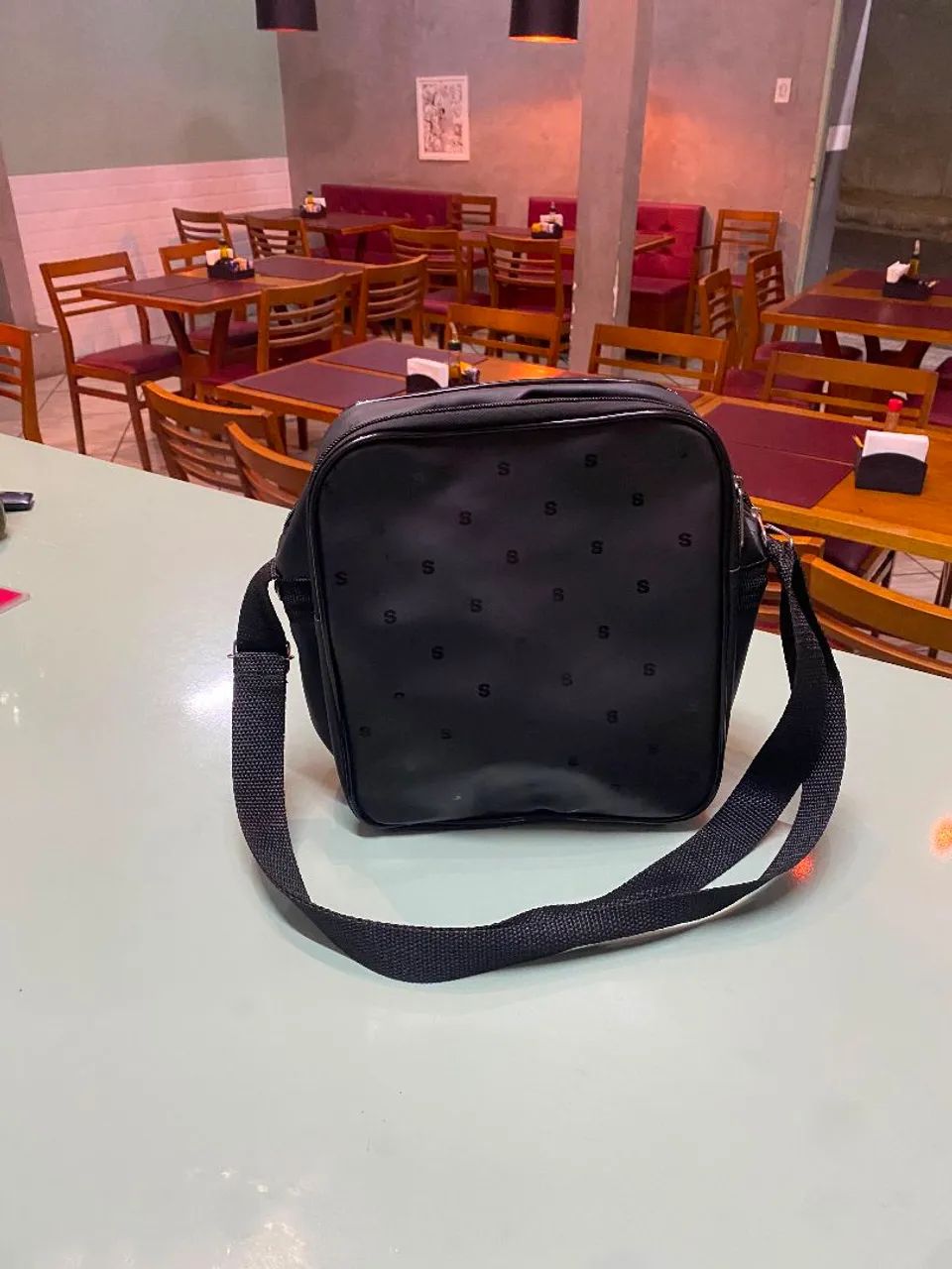 Bolsa SANSONIKE estado impecável tamanho M - Foto 4