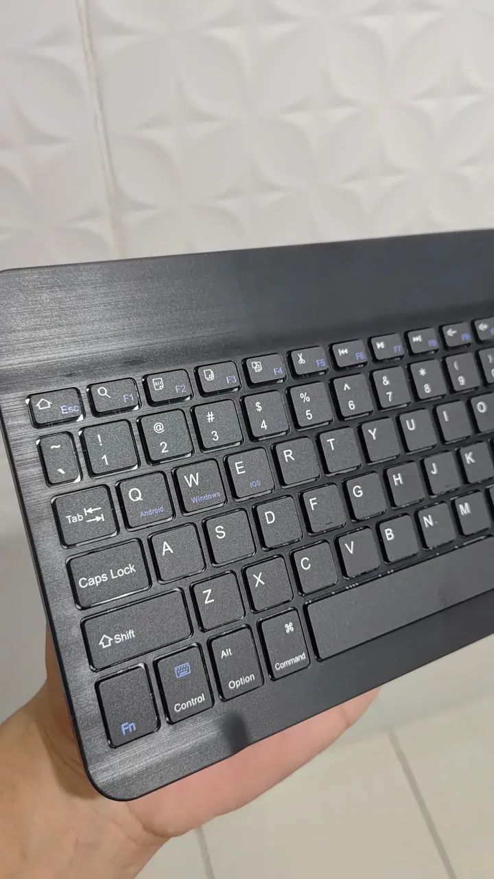 Teclado Bluetooth p/ Notebook celular tablet TV etc  - Foto 5