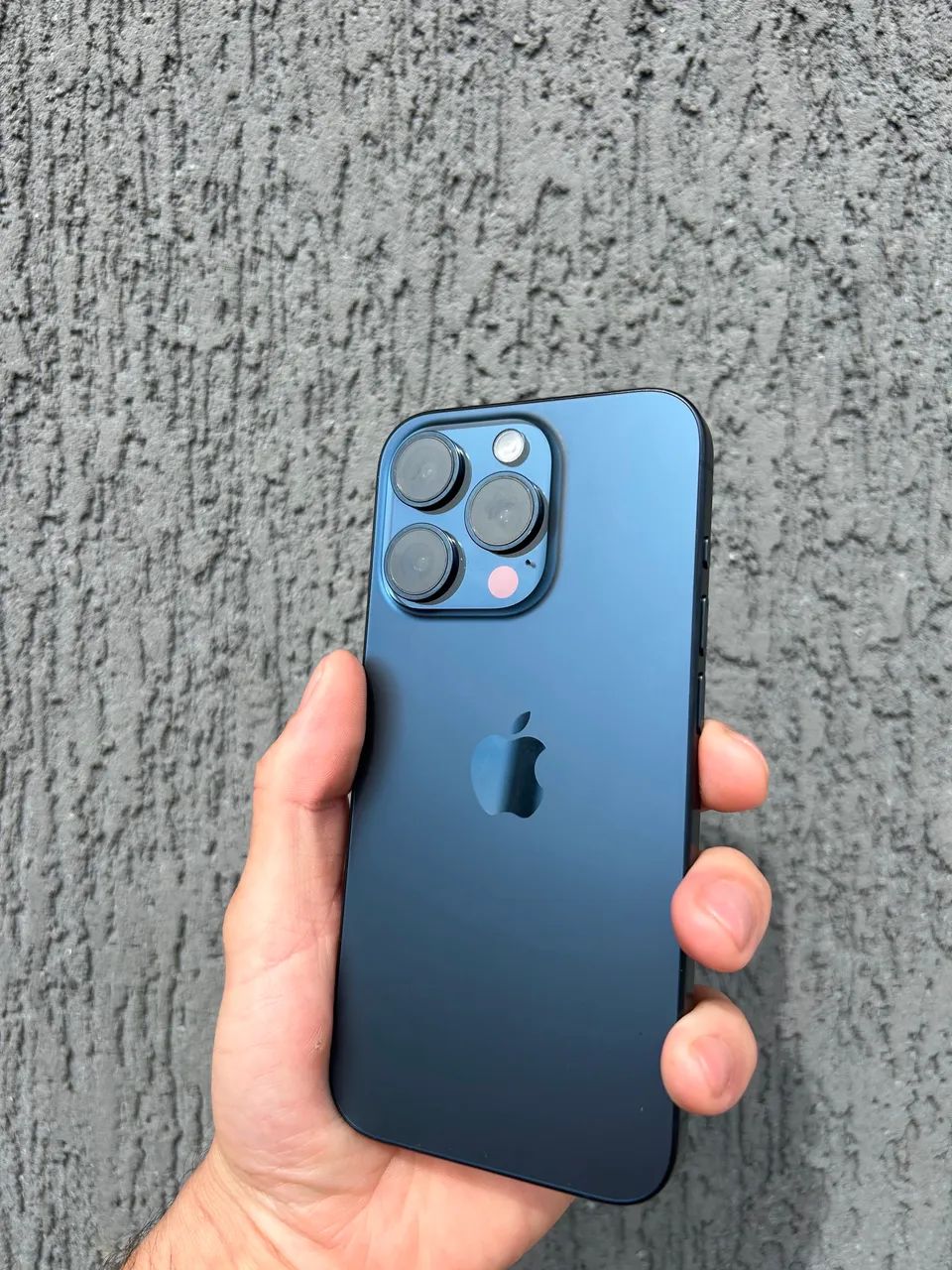 iPhone 15 pro 128gb