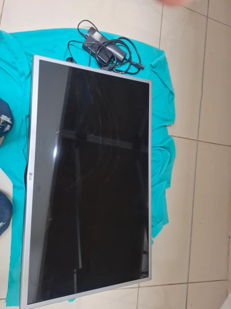TV 32