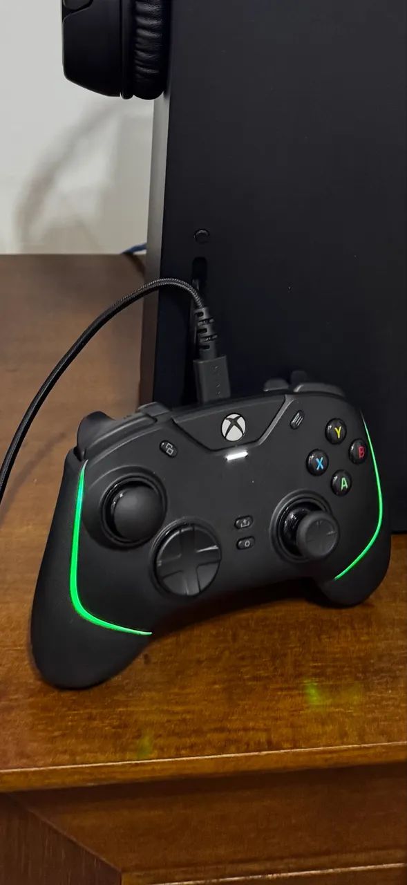 Controle Xbox Razer wolverine V2 CHROMA  - Foto 3