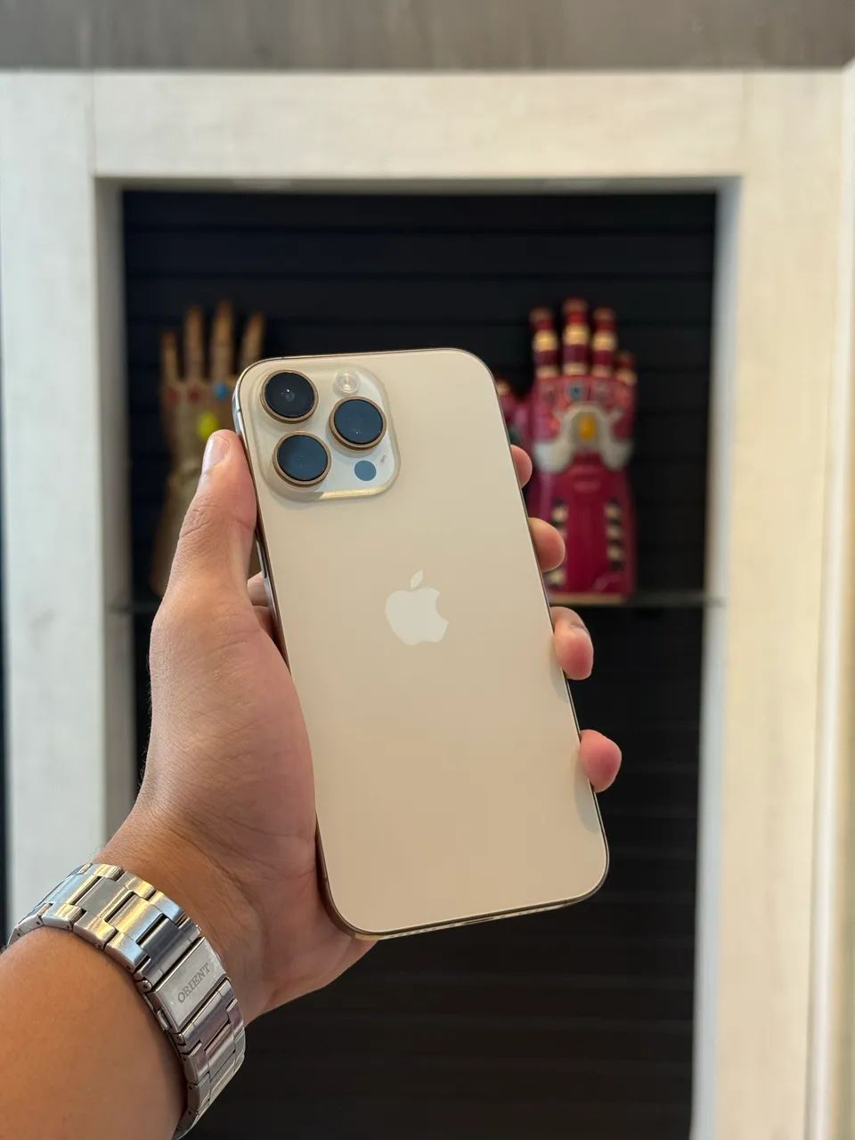 iPhone 16 Pro Max 256GB Com garantia Apple - Saúde da bateria 100% - Foto 2