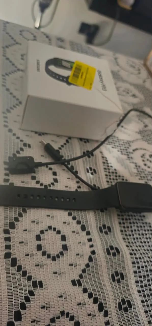 Smartwatch Samsung Galaxy Fit3 Display 1.6" Grafite - Foto 2