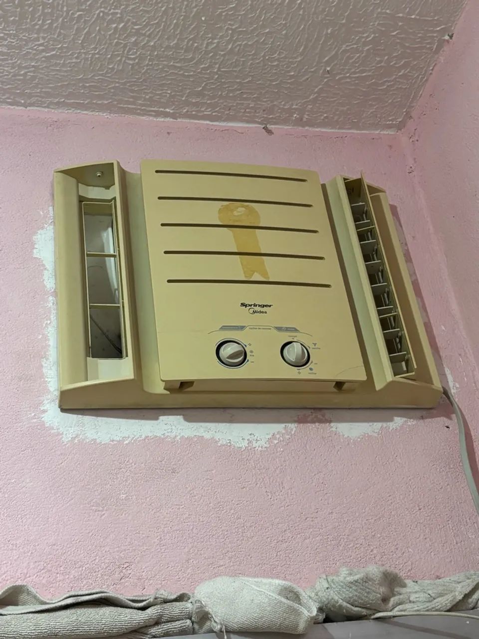 Ar condicionado de janela