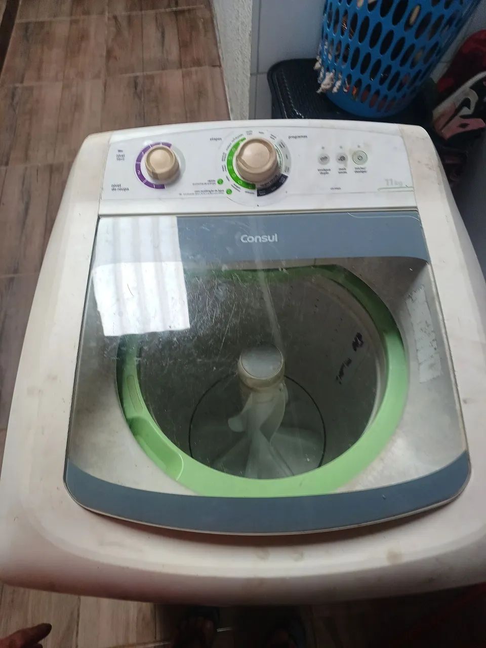 Vendo máquina com defeito 