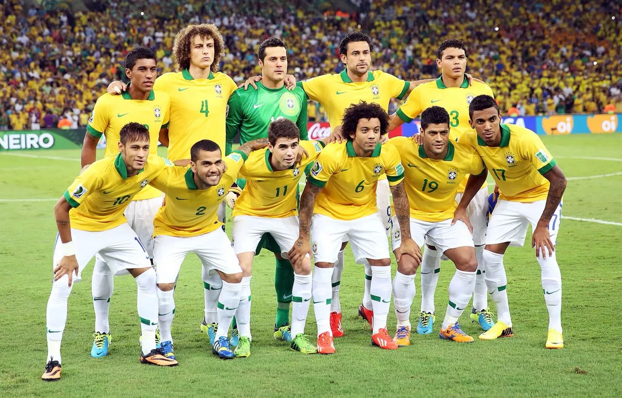 Camisa Brasil oficial autografada  - Foto 5