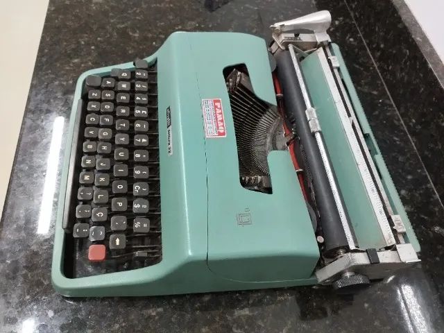 Máquina de datilografia  - Foto 3