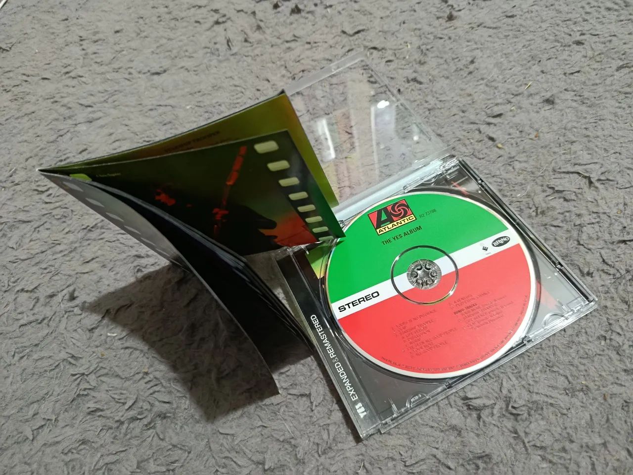 CD The Yes Album Expanded & Remastered (importado) - Foto 5