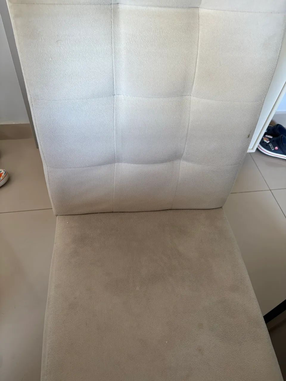 Mesa de jantar com 04 Cadeiras - Foto 5