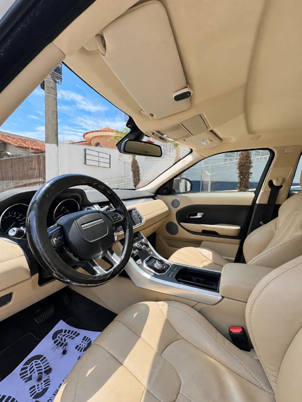 Land Rover Range Rover Evoque Pure 2.0 Aut. 5P 2014
