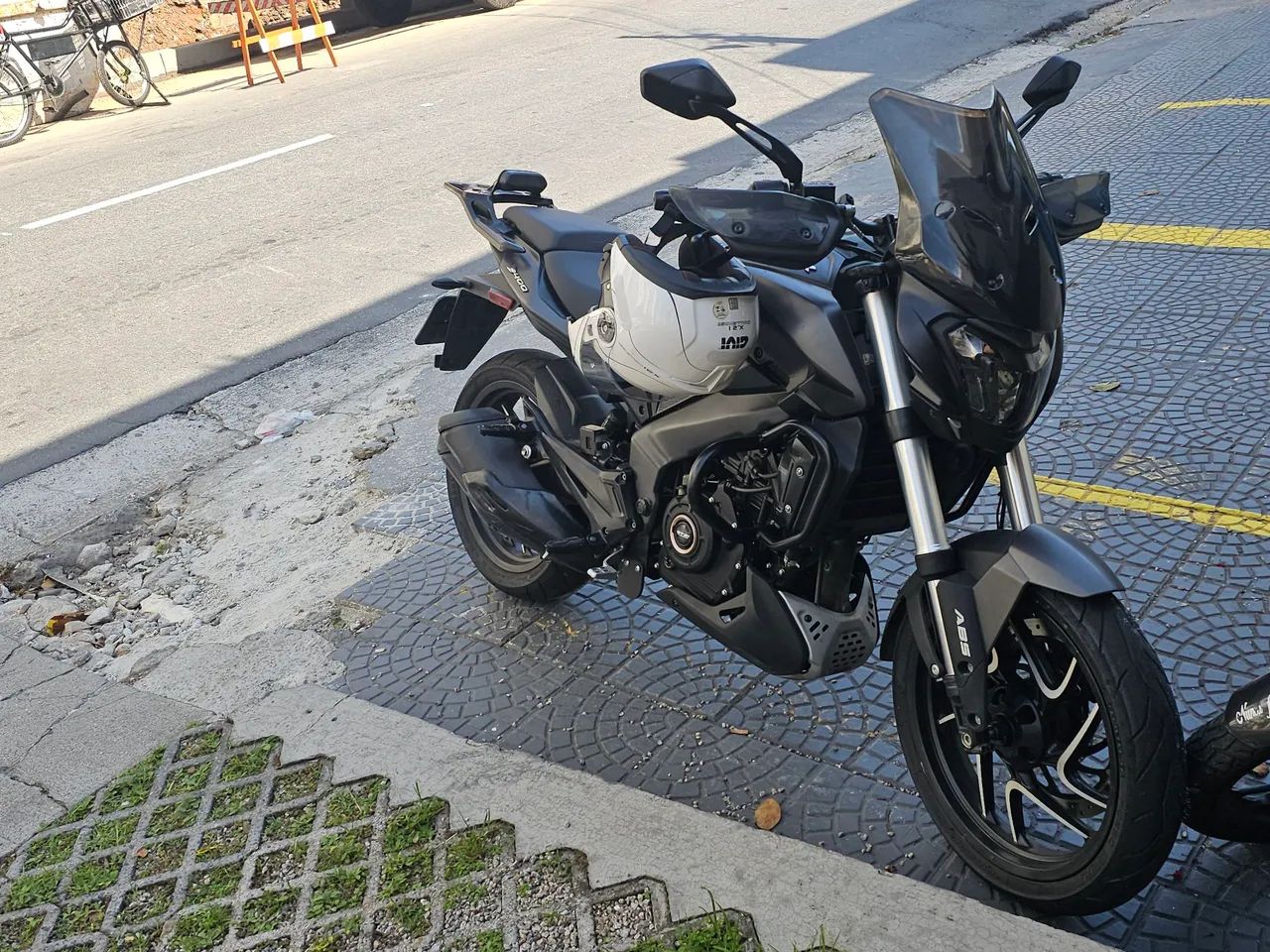 Bajaj Dominar 400  - Foto 4